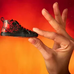 Sale Disney Store Disney Lacers Basket collector en vinyle en édition limitée, Star Wars : La Revanche des Sith