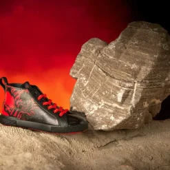 Sale Disney Store Disney Lacers Basket collector en vinyle en édition limitée, Star Wars : La Revanche des Sith