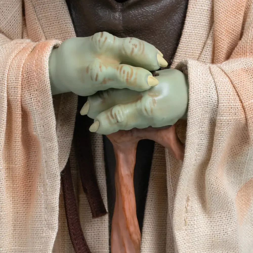 Outlet Disney Store Figurine interactive Yoda, Star Wars