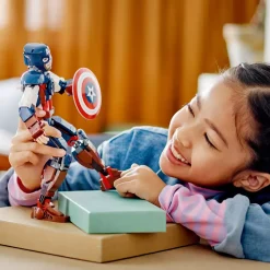 New Disney Store LEGO Marvel La figurine de Captain America