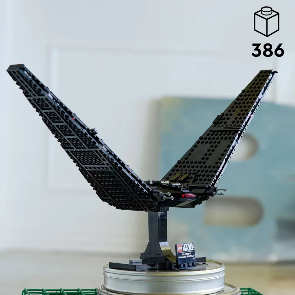 Disney Store LEGO Star Wars La navette de commandement de Kylo Ren 75406