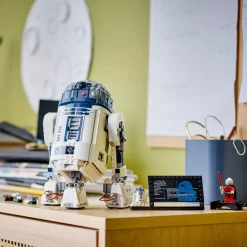 Sale Disney Store LEGO Star Wars R2-D2 75379