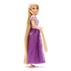 New Disney Store Poupée Raiponce classique